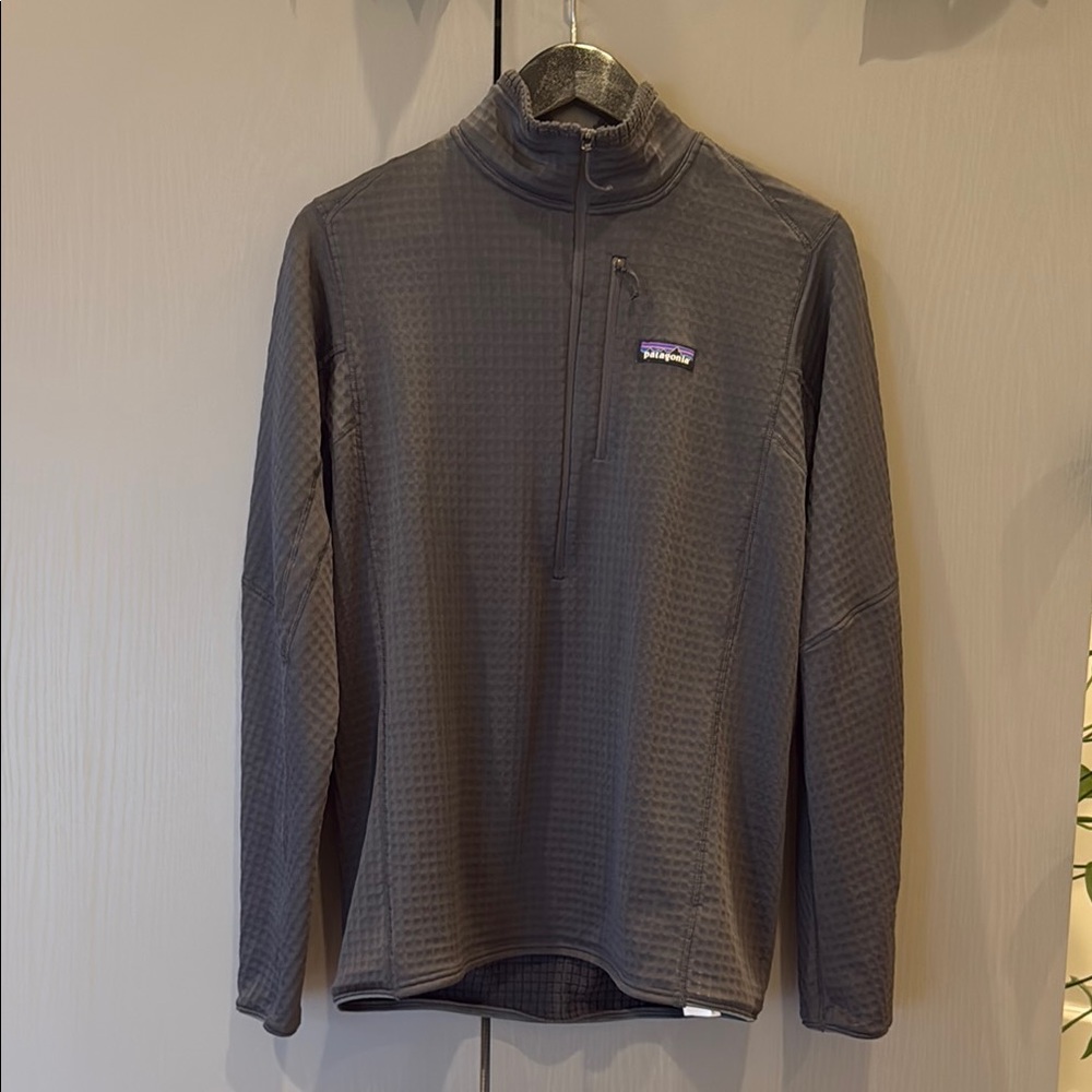 Patagonia Grey R1 Fleece Pullover - Medium